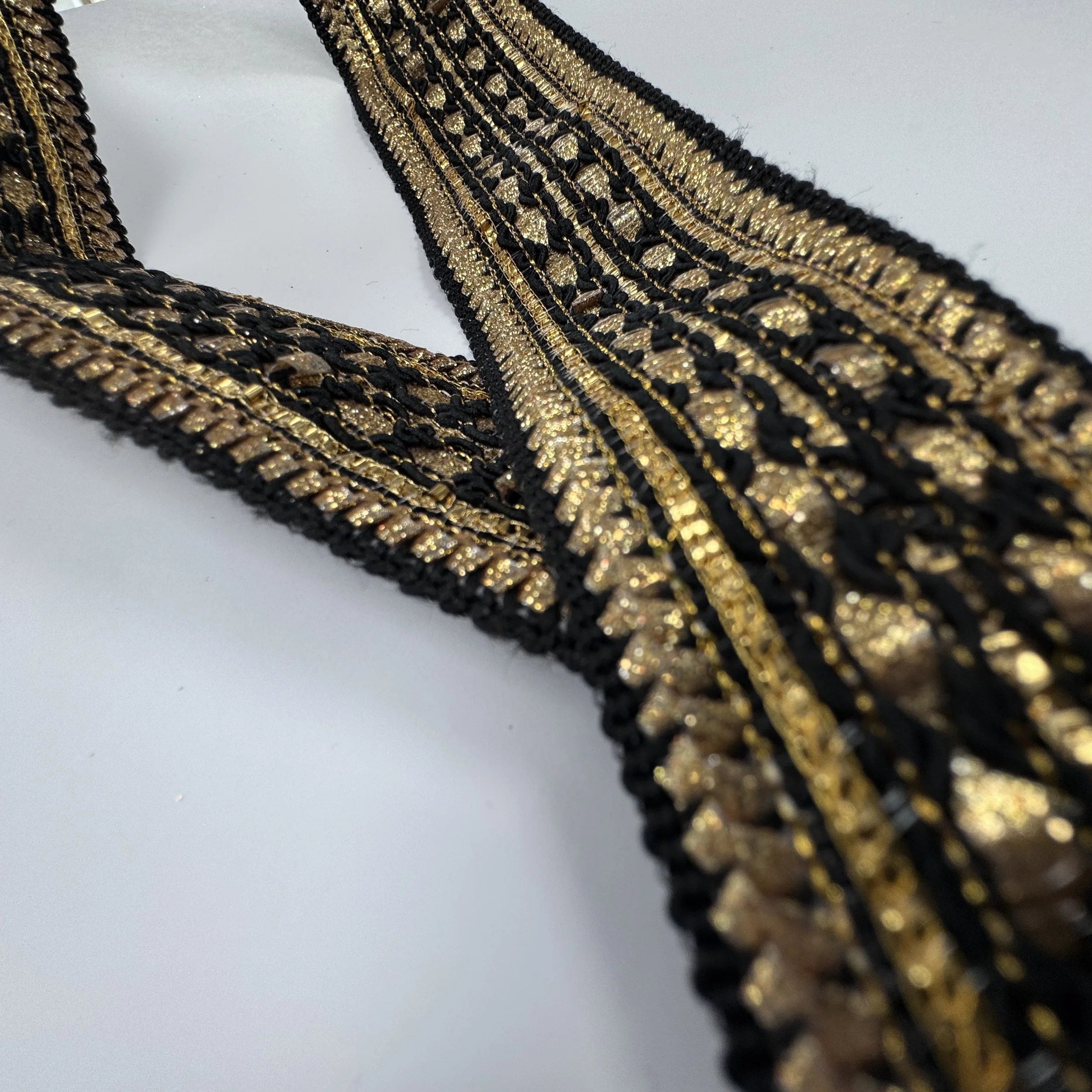 UC-LT-5919-GOLDEN BLACK (3).JPG