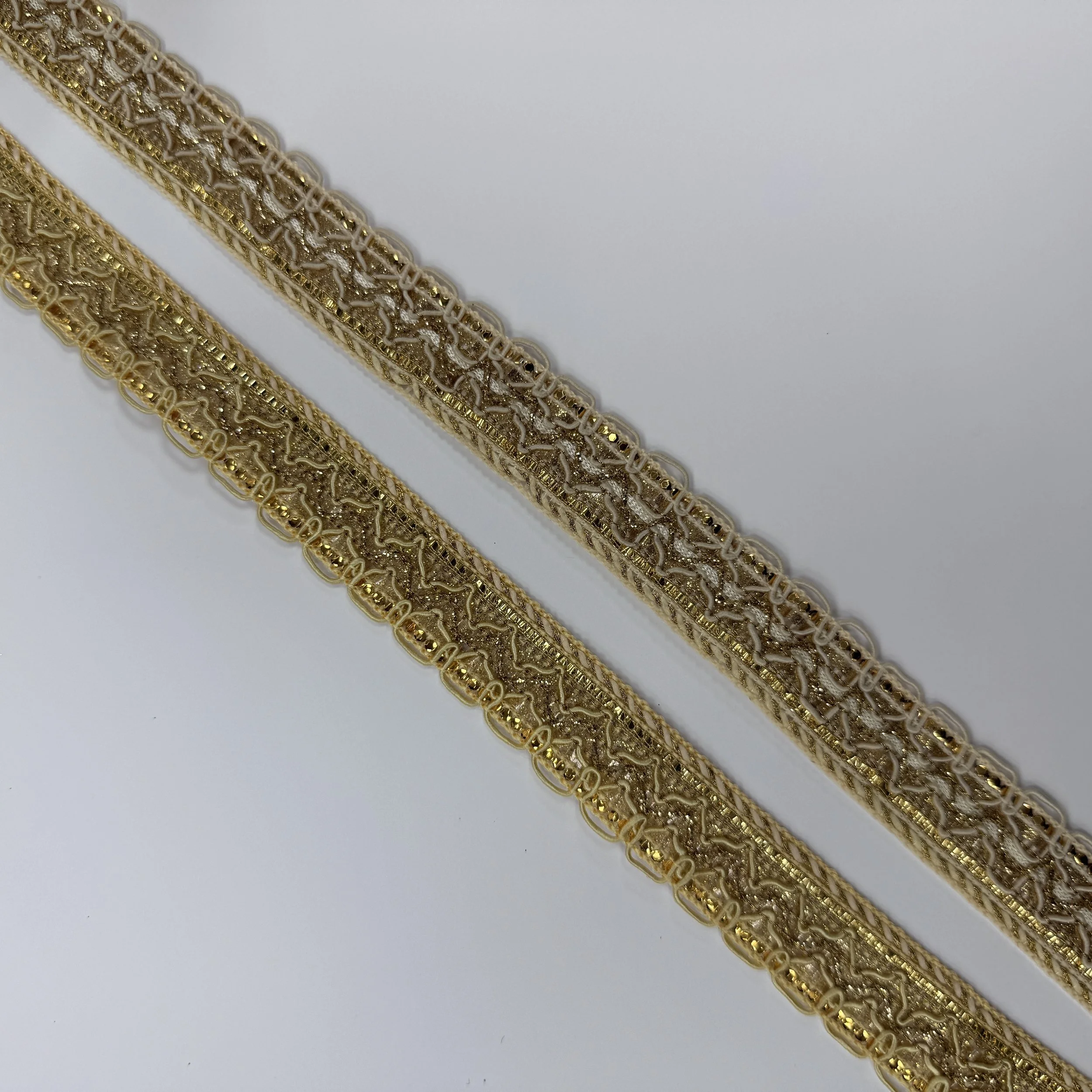 UC-LT-5922- GOLD IVORY (2).JPG