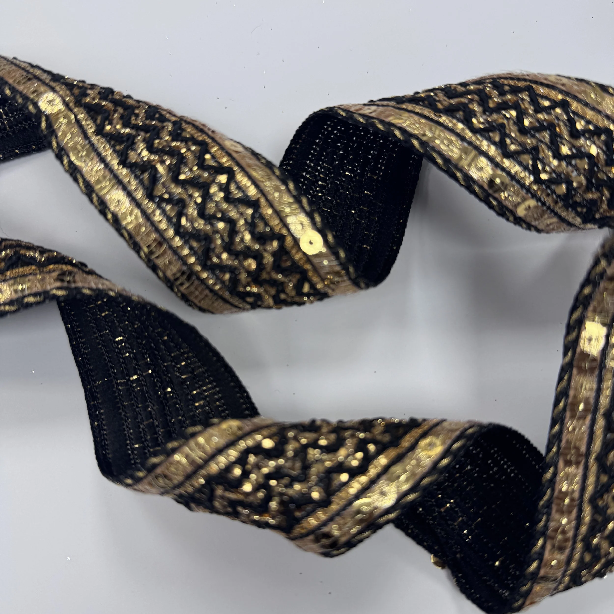 UC-LT-5917-GOLDEN BLACK (4).JPG