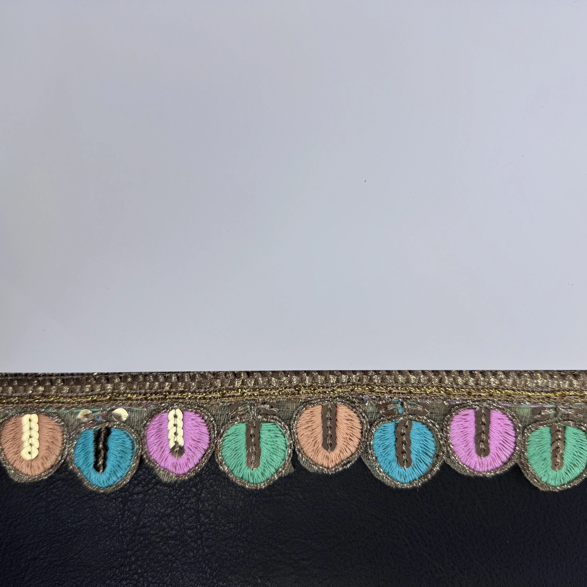 UC-LT-5920-soft pastel (4).JPG