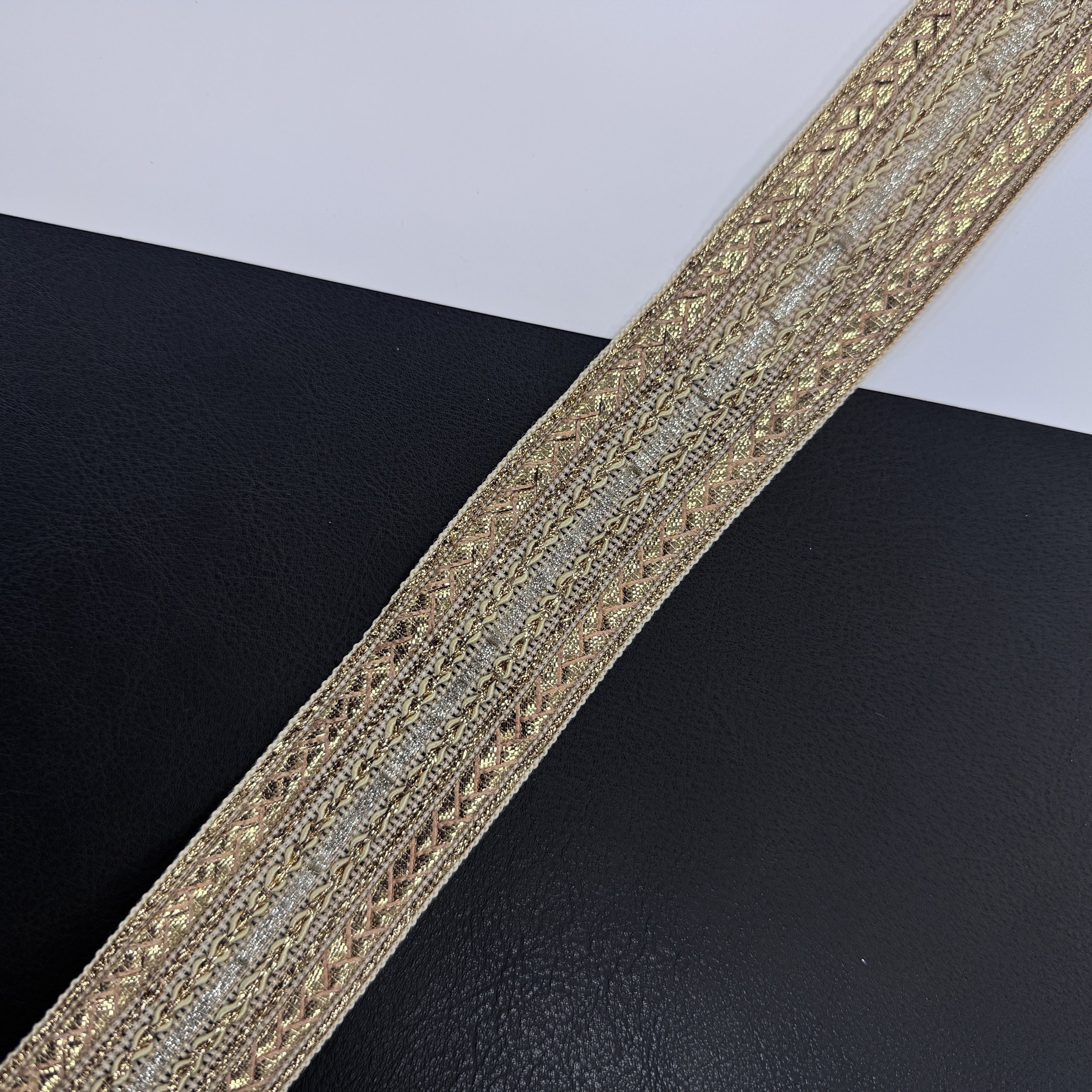 D#5310 - CREAM GOLDEN (2).JPG