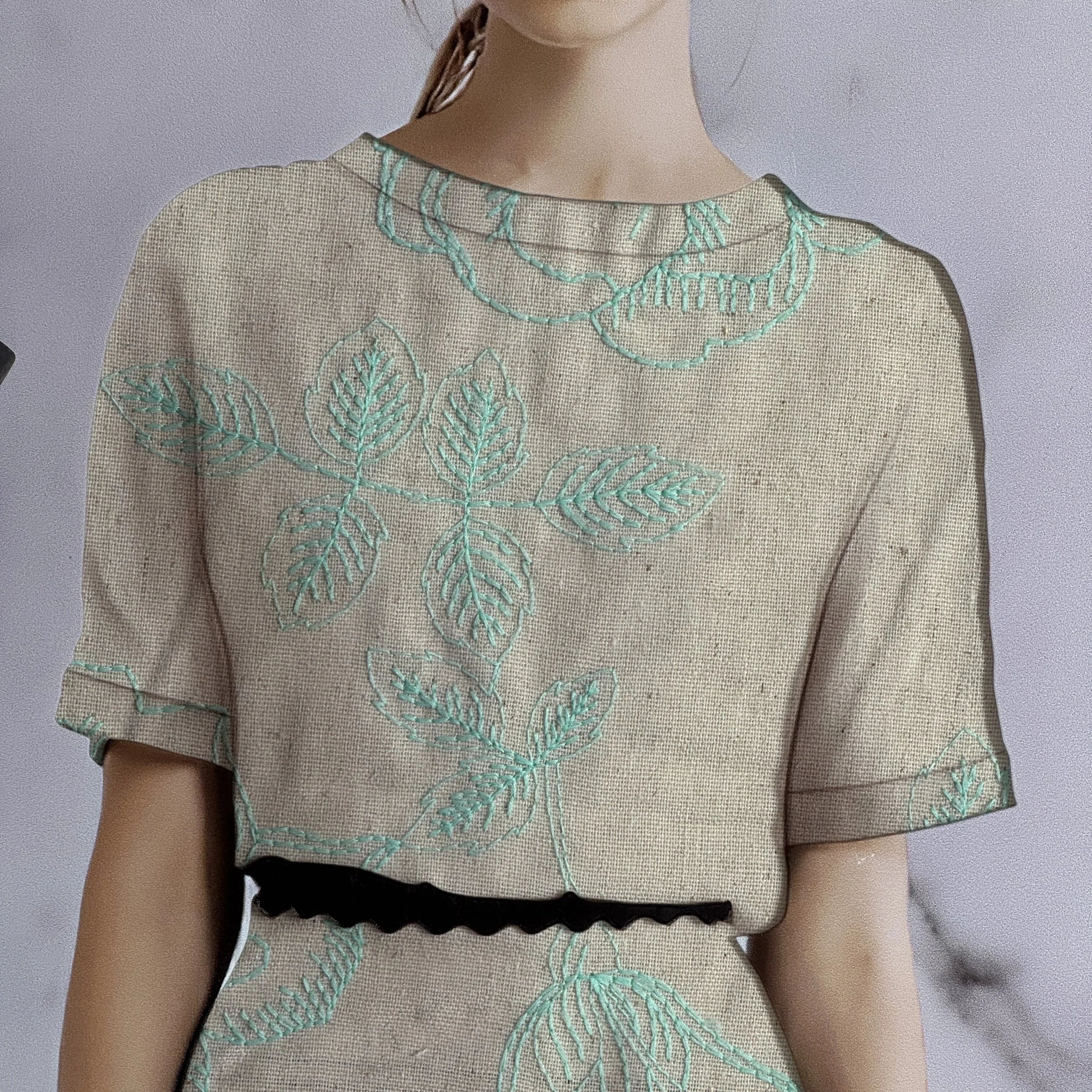 UC 5674 DSGN NO 1 COL NO 3 CTLG.JPG