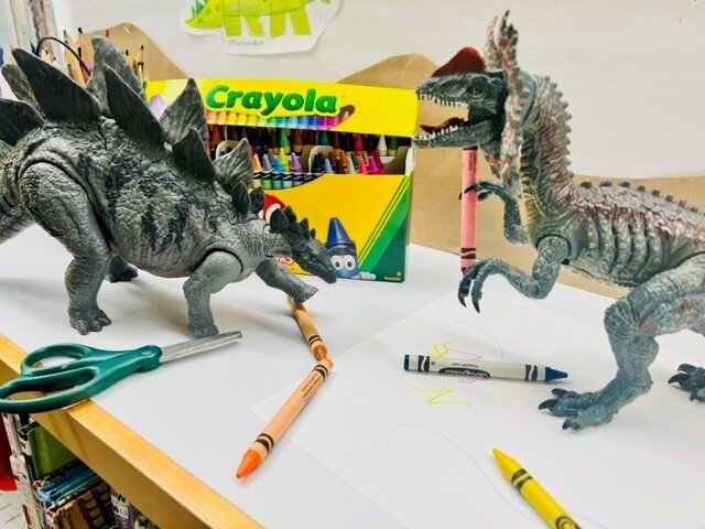 Drawwrrvember continues today! Join us at Library Connection @ Adams Square at 2:30pm for Dino Dig!

#dinosaursrock #myglendalelac #chooseglendale