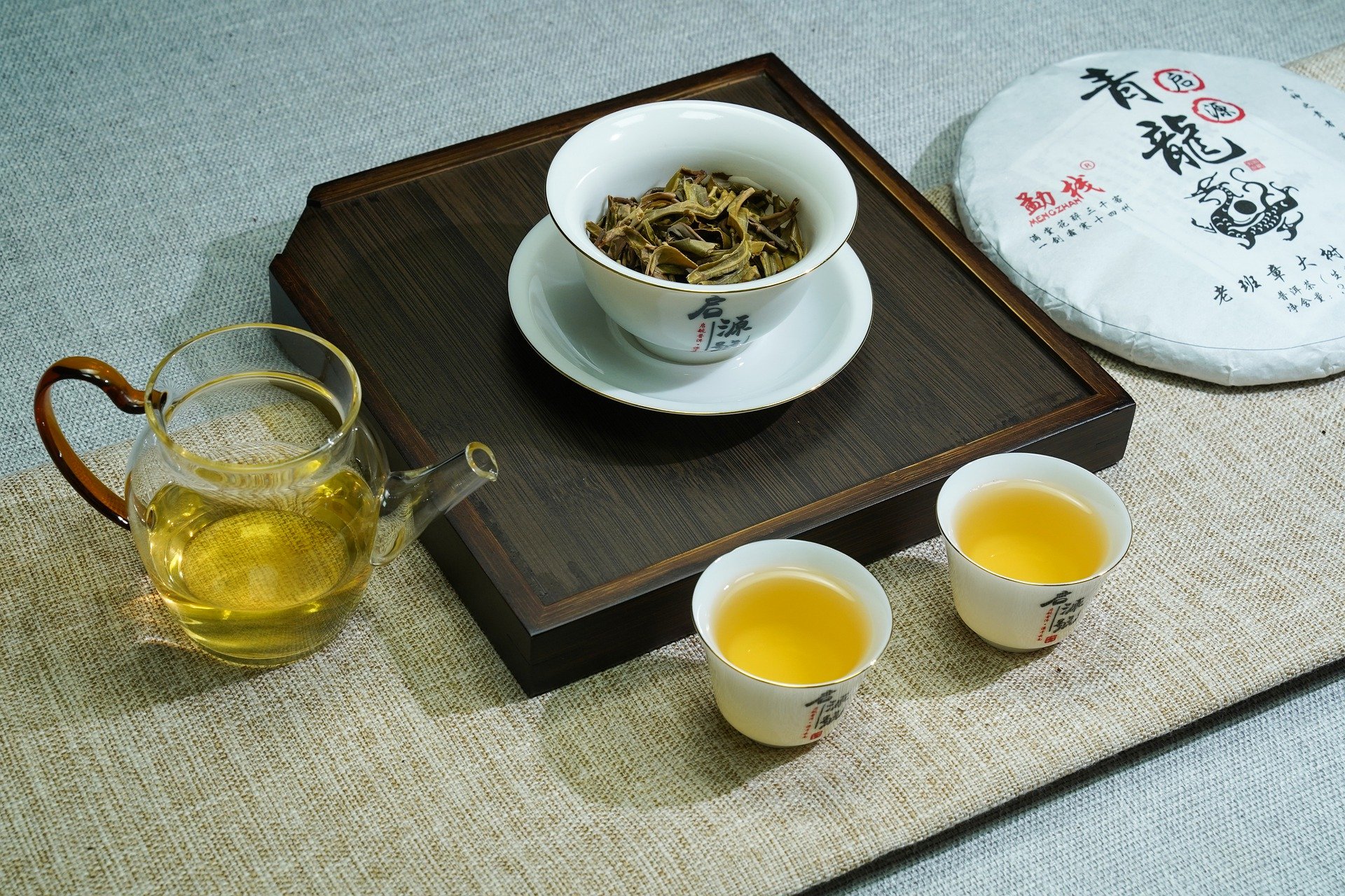 Что можно вместо чая. Чай пуэр. Самый дорогой чай. Китайский чай. Дорогой китайский чай.