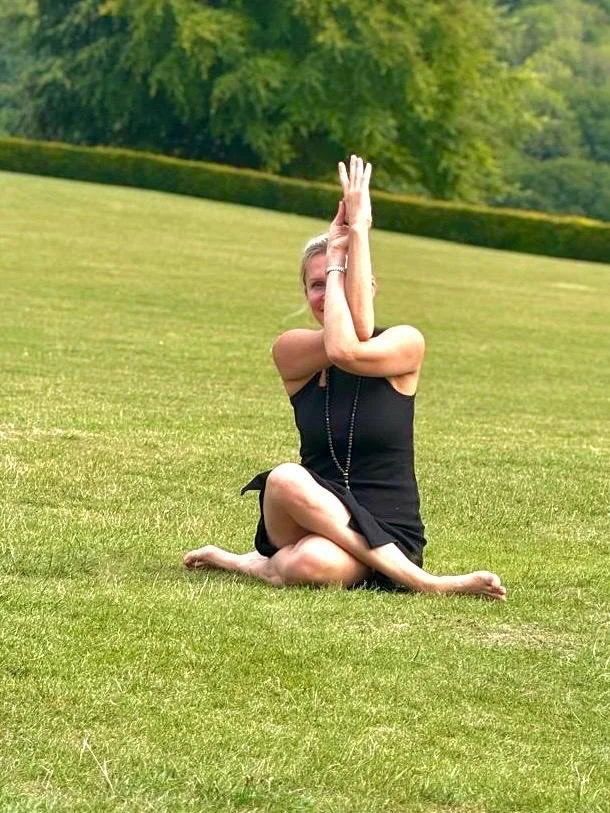 🌞Join Us for Outdoor Yoga!🌳

When:Starting June 2nd
Where:Queen Mary&rsquo;s Park, Carshalton
What to Bring: Your yoga mat and a bottle of water

Discover the Benefits of Practicing Yoga Outdoors:

😁Enhanced Mood:Nature can elevate your spirits an