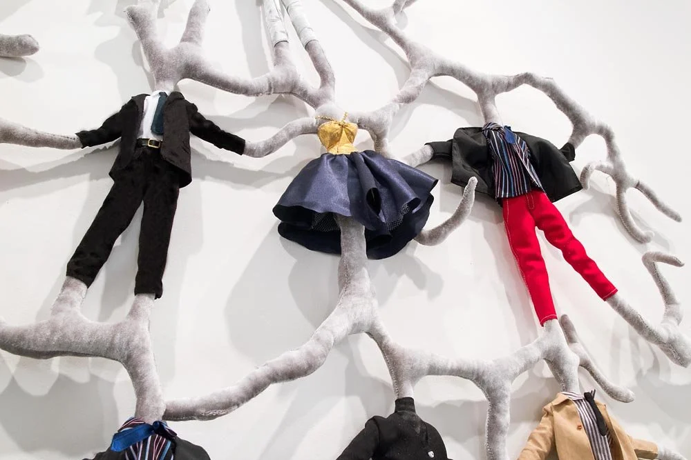 17JuliaCsekoMiddleGray_detail_w.jpg