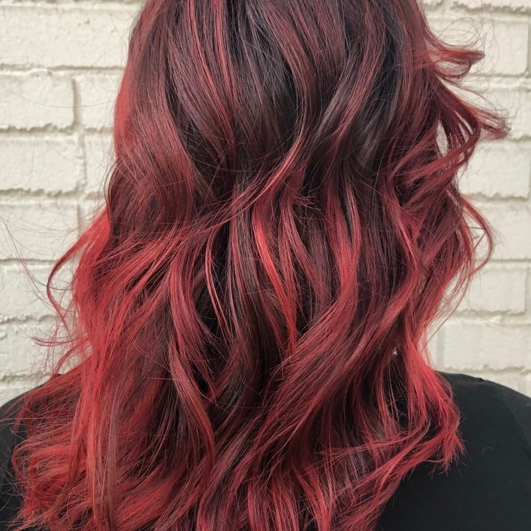 ❤️This bold look, and many others, were brought to you by CAFFEINE and GOOD TIMES.❤️⁠
⁠
How much caffeine do you need to function on a daily basis?