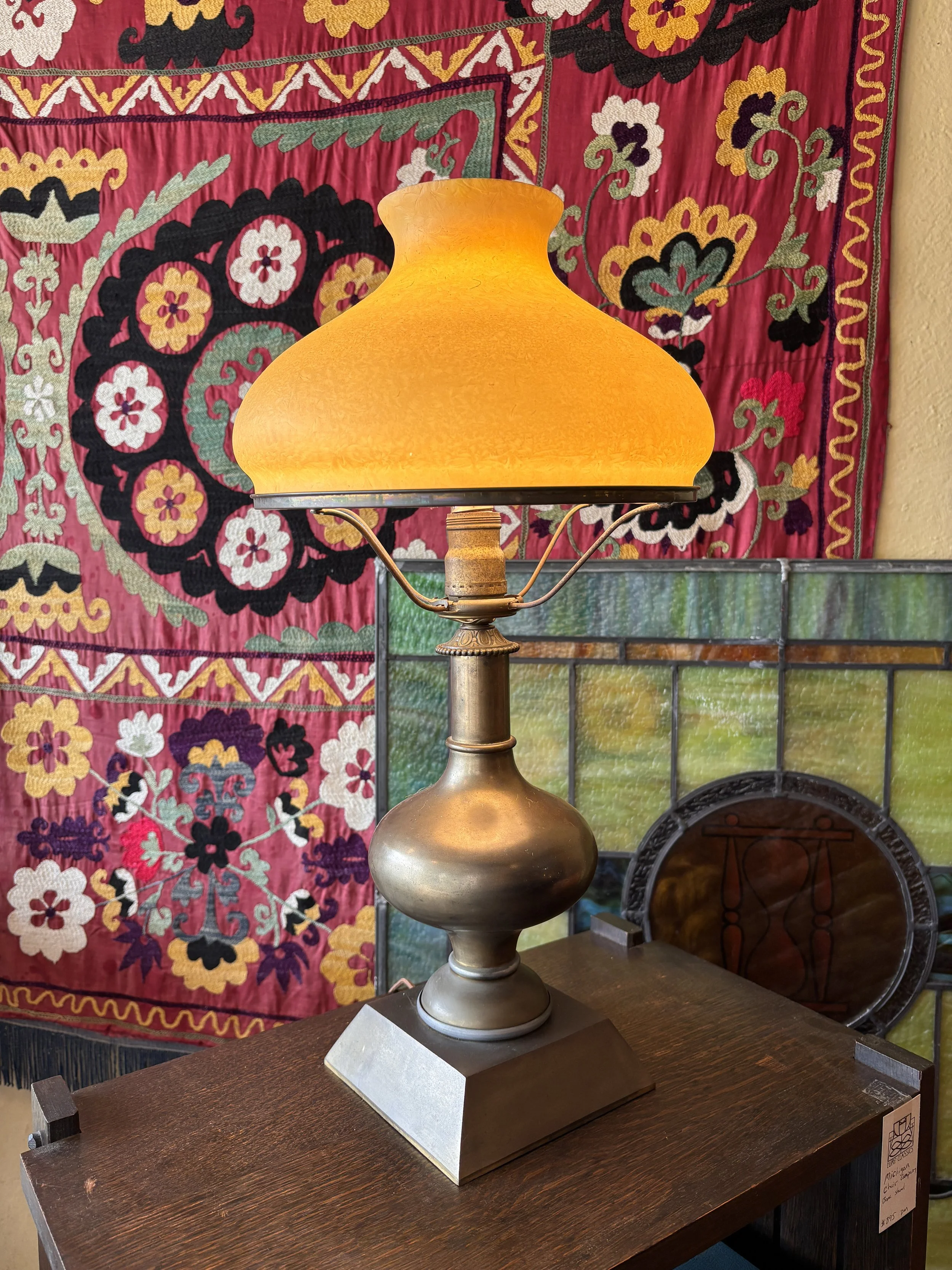 Antique Handle Lamp with brass base