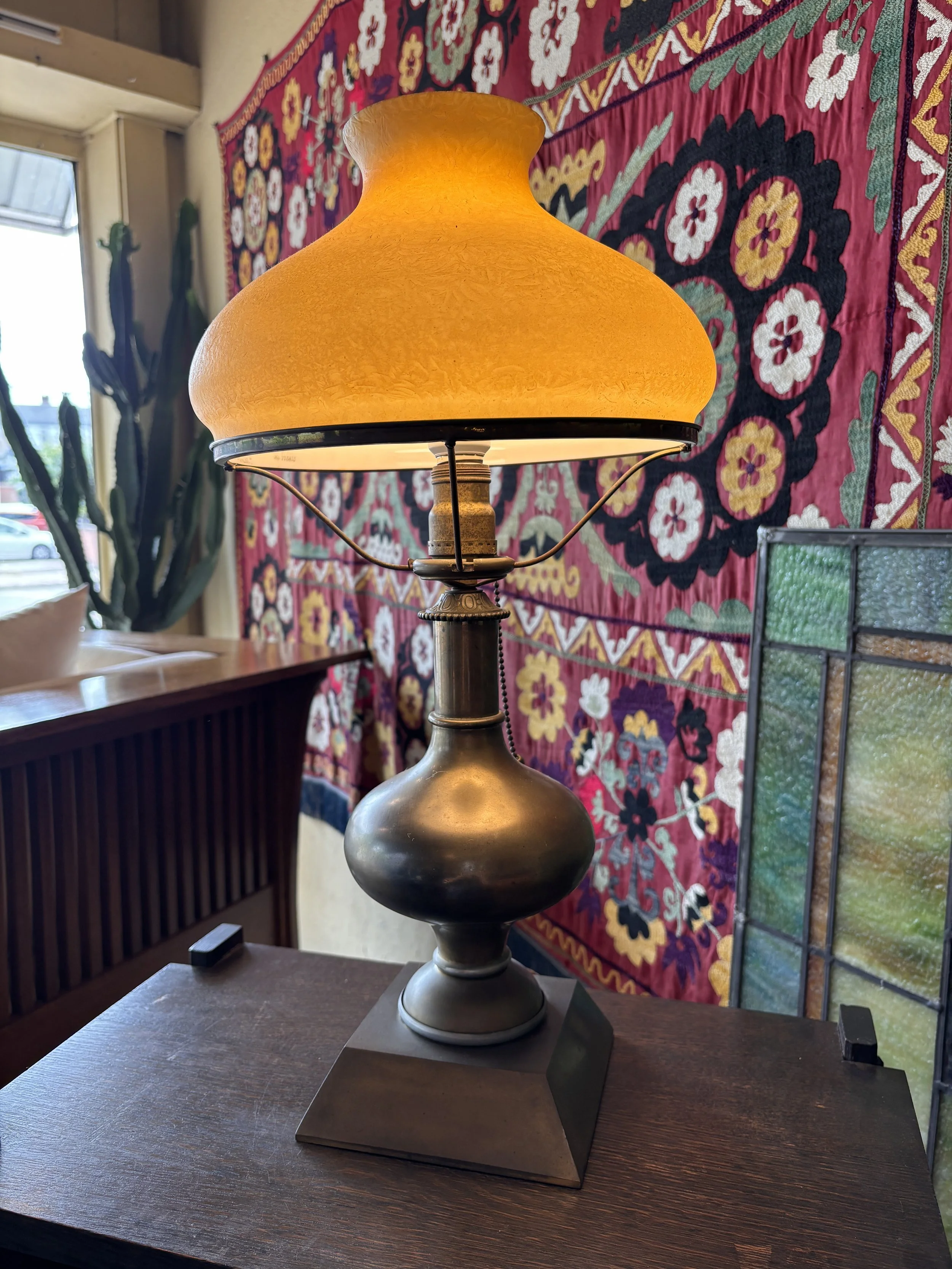Etruscan Handle Shade lamp and solid base