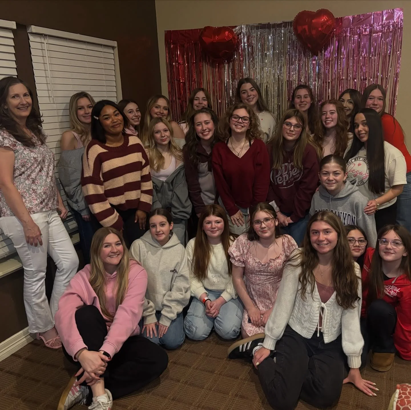 GALENTINES &amp; BROENTINES💘💘 
Thank you Jesus for fun parties to connect &amp; grow in Him!