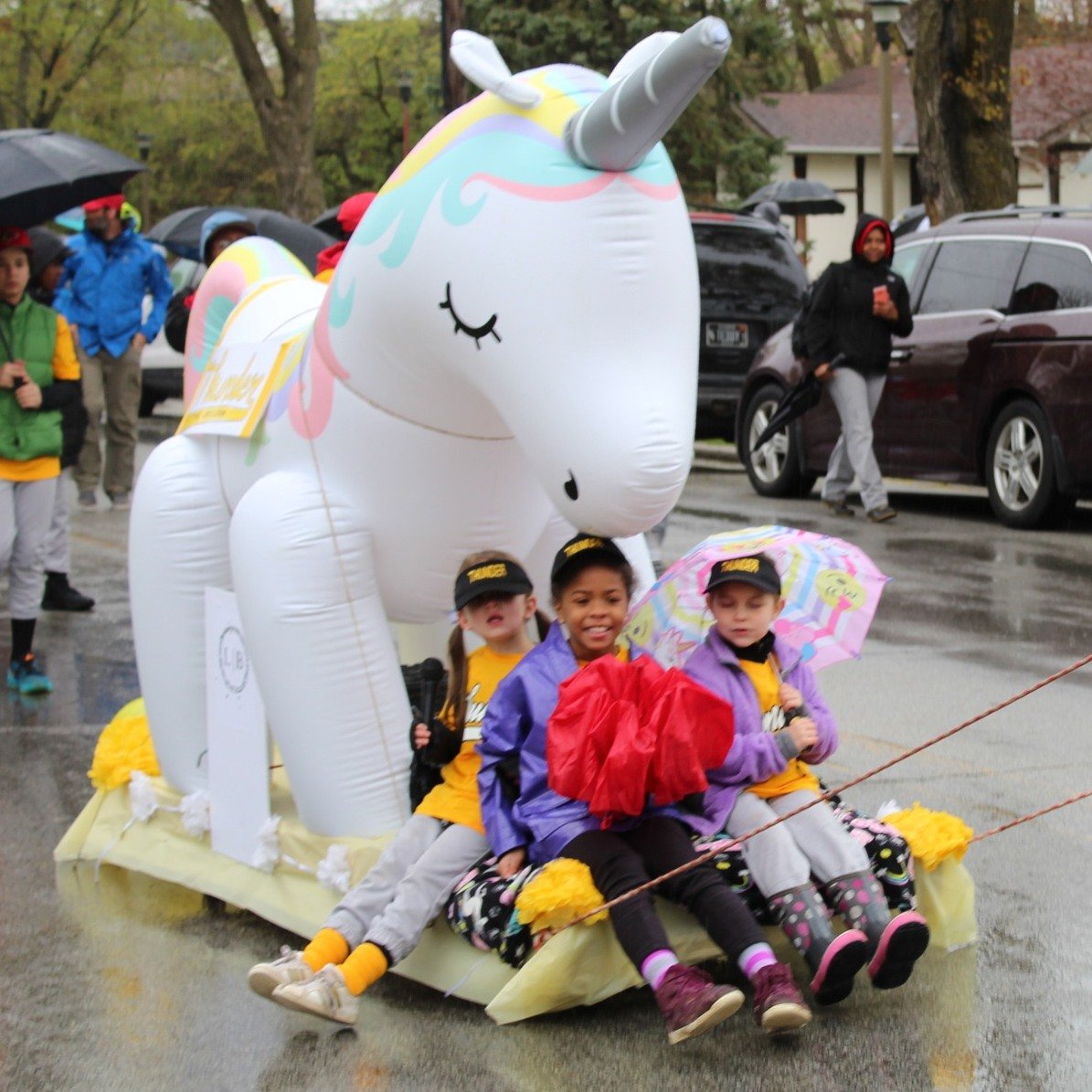 Baseball parades have happened in Flossmoor in rain or shine &mdash; we're are hoping for shine this Saturday, April 20, starting at 9:30 a.m. from Parker Jr. High heading east on Flossmoor Road into Flossmoor Park. Come out and enjoy the parade and 