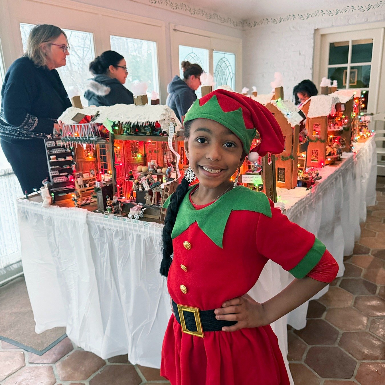Greetings, Flossmoor - Thanks to all who joined us for this weekend's Holiday Sing-Along and Gingerbread Village tour! Special appreciation to our hosts, the Flossmoor Public Library and resident Janet Gustafson. 

(If you missed out on the Gingerbre