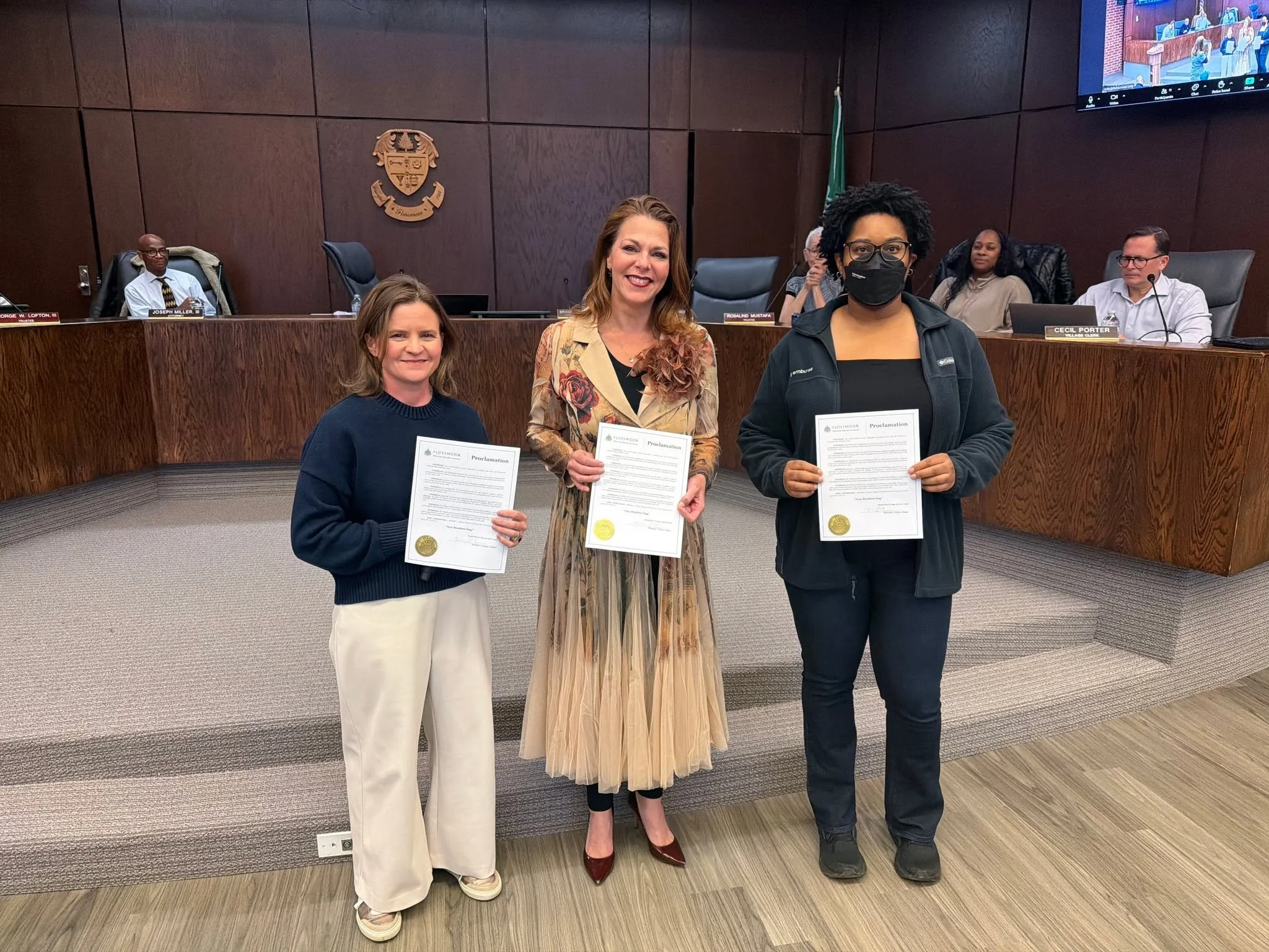 ICYMI: At Monday's Board of Trustees meeting, Flossmoor Mayor Michelle Nelson shared a proclamation declaring April 16, 2026, as New Resident Day in Flossmoor, celebrating the spirit of unity that brings neighbors together! Accepting copies of the pr