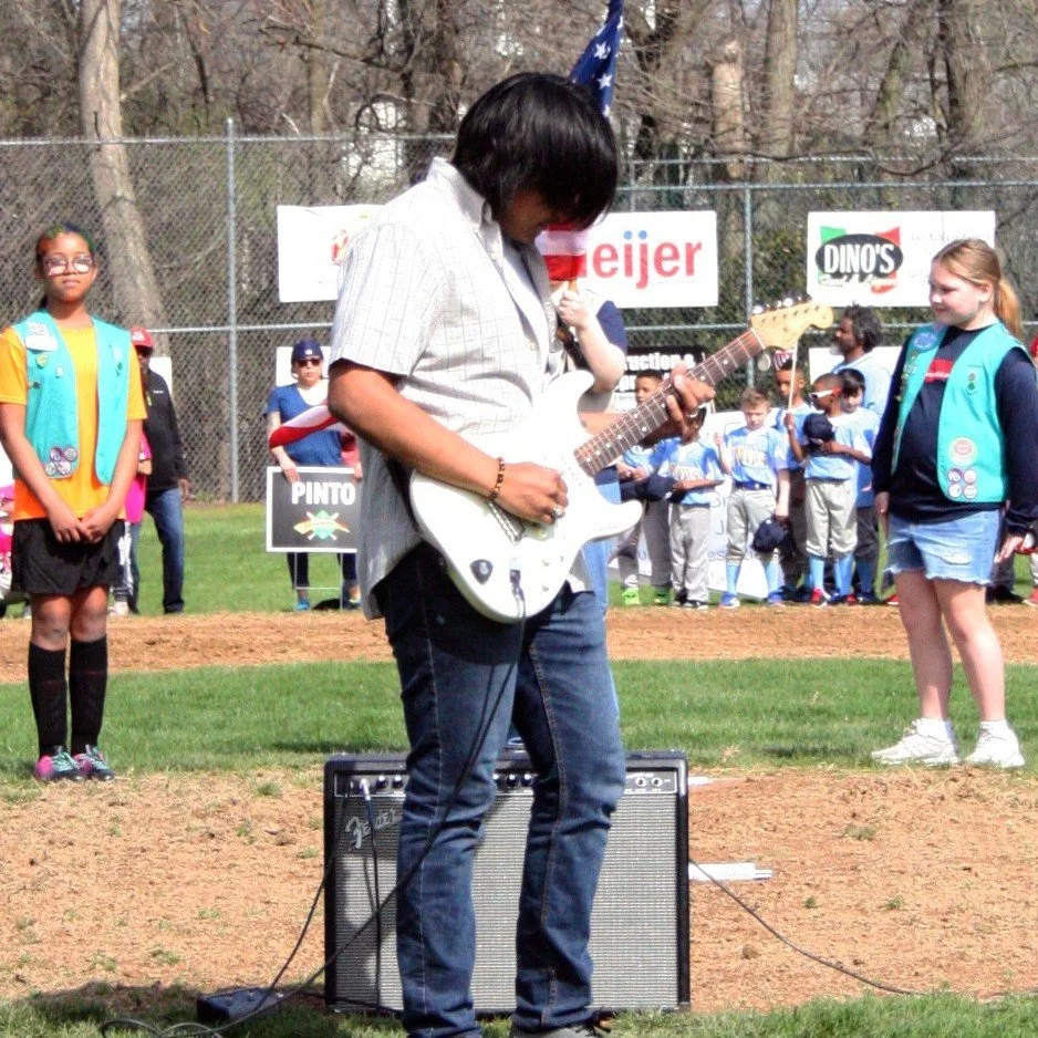 #ThrowbackThursday 

Flossmoor Baseball &amp; Softball's opening day always includes a memorable and spirited welcoming ceremony. Don't miss the opening of its 2026 season, set for this Saturday, April 18! Parade kicks off at 9:30 a.m. east down Flos