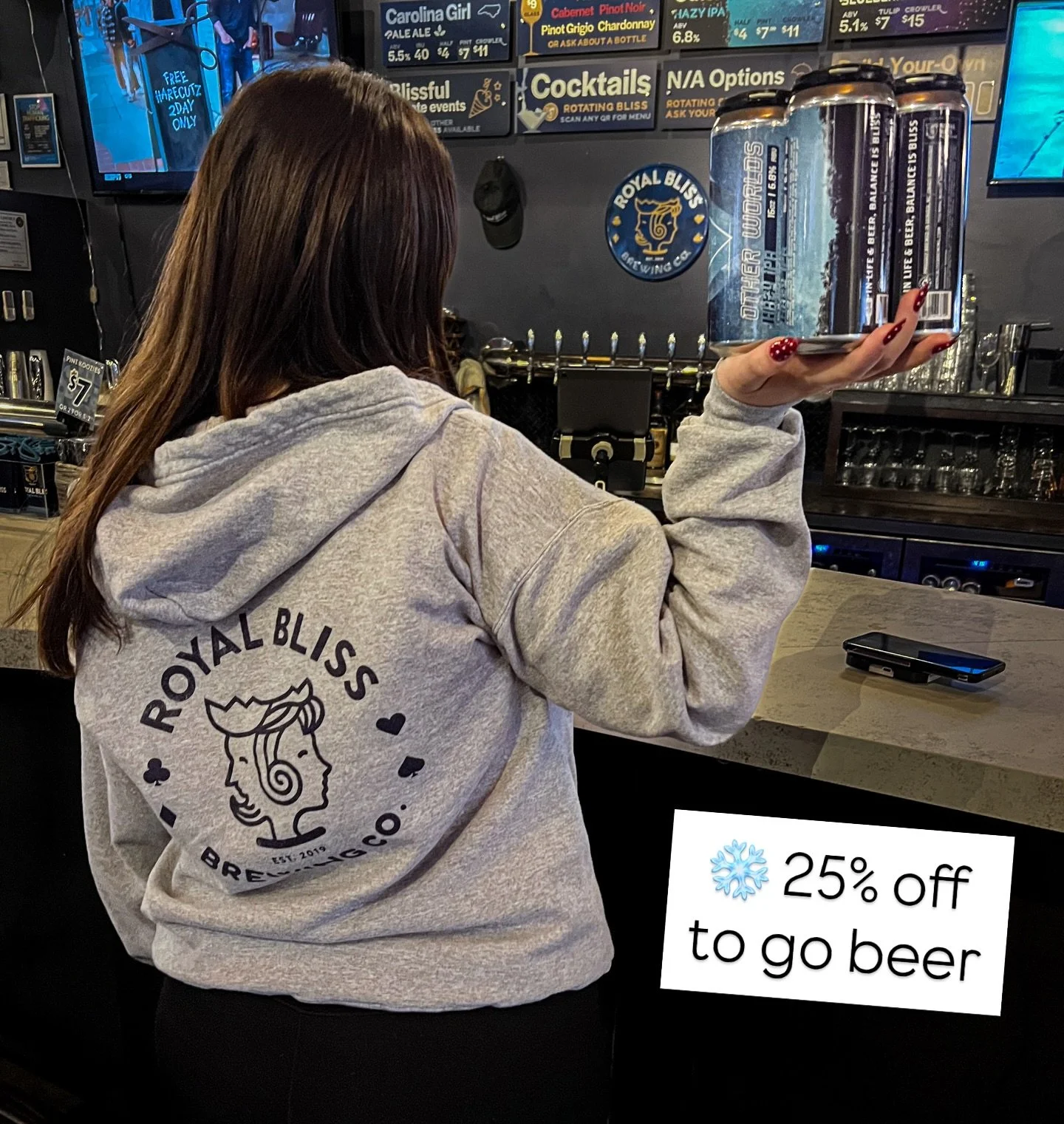 ❄️ Winter is&hellip; coming (probably) so here&rsquo;s a panic buy you won&rsquo;t regret 🍻 all 4-packs, crowlers and growlers are 25% off in the taproom now thru the weekend! 

Here&rsquo;s the deal as we head into the weekend ⬇️
We&rsquo;re planni