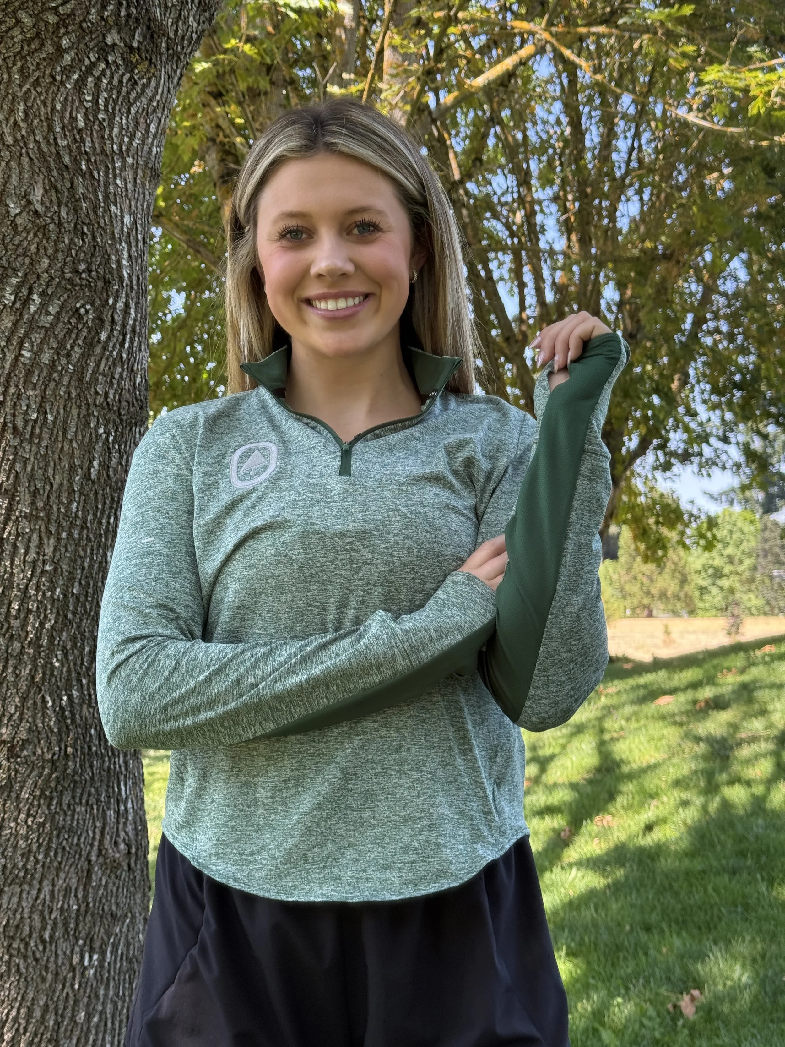 Woman's Nike Heather Forest Green 1/4 Zip