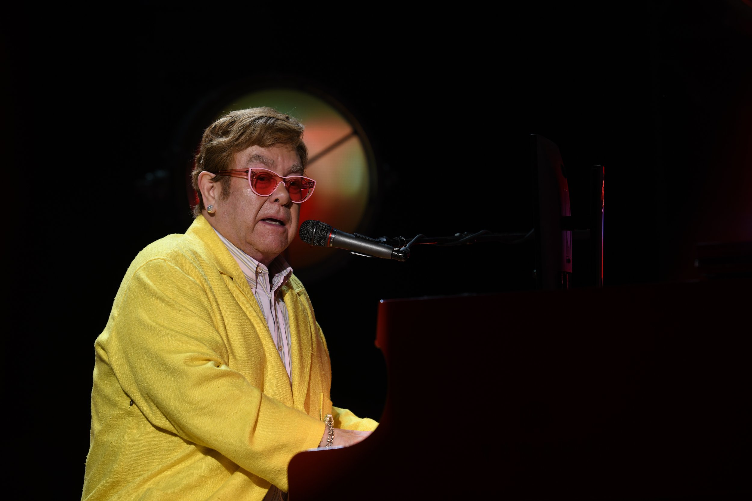 1EltonJohn.JPG