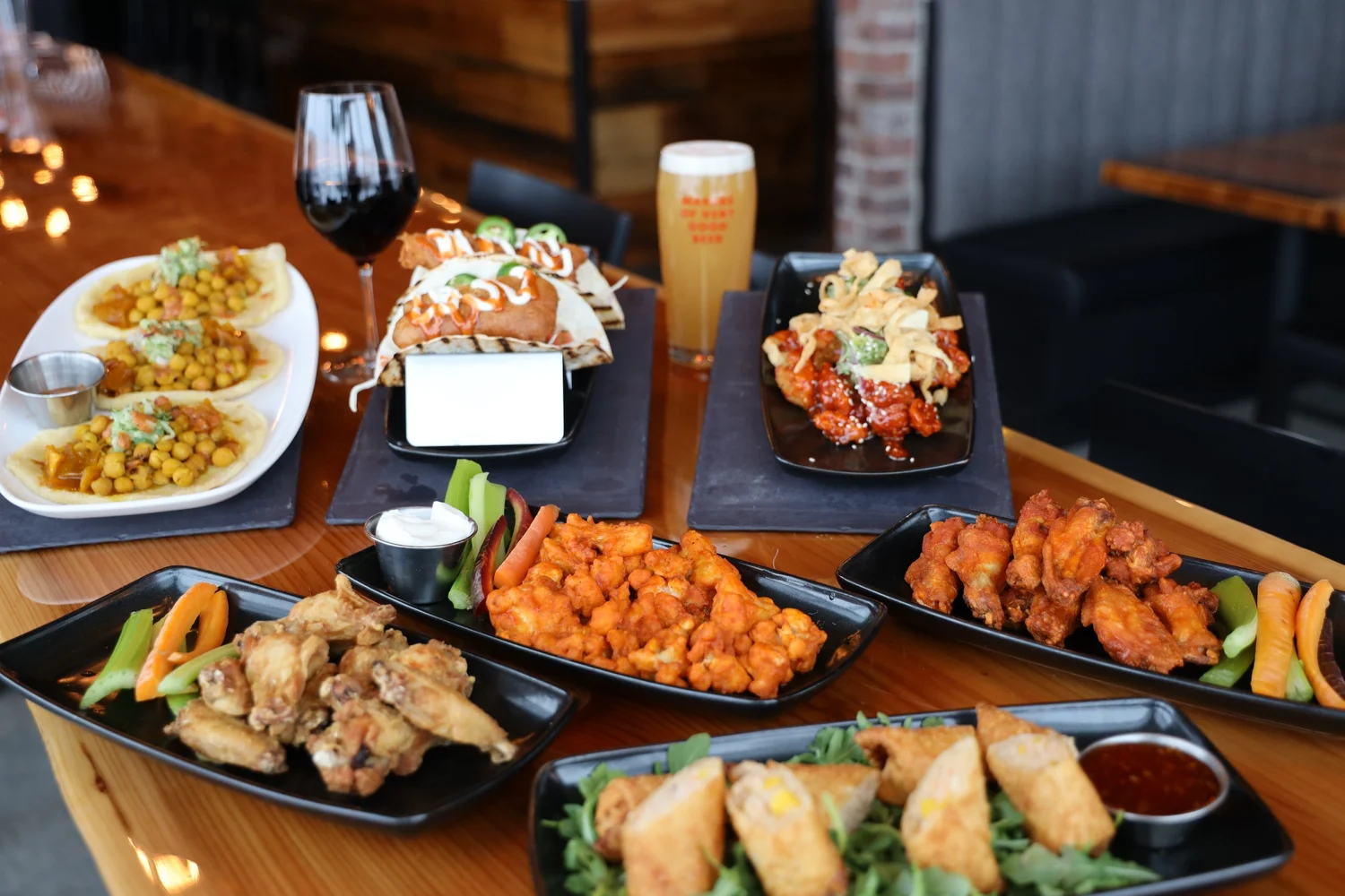 Crust & Crate Fast Fired Pizza Pub