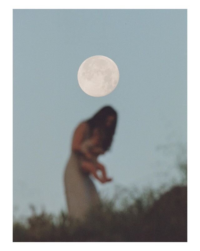 Meredith + Nalcoah under a May Super Moon. Known as the flower moon and the mother&rsquo;s moon.