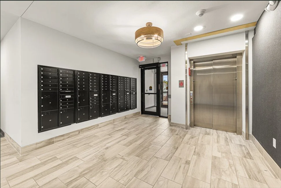 Main Street Viroqua - Lobby