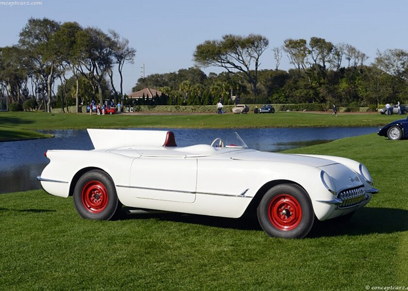 1954-chevrolet-corvette-03-840x600.jpg