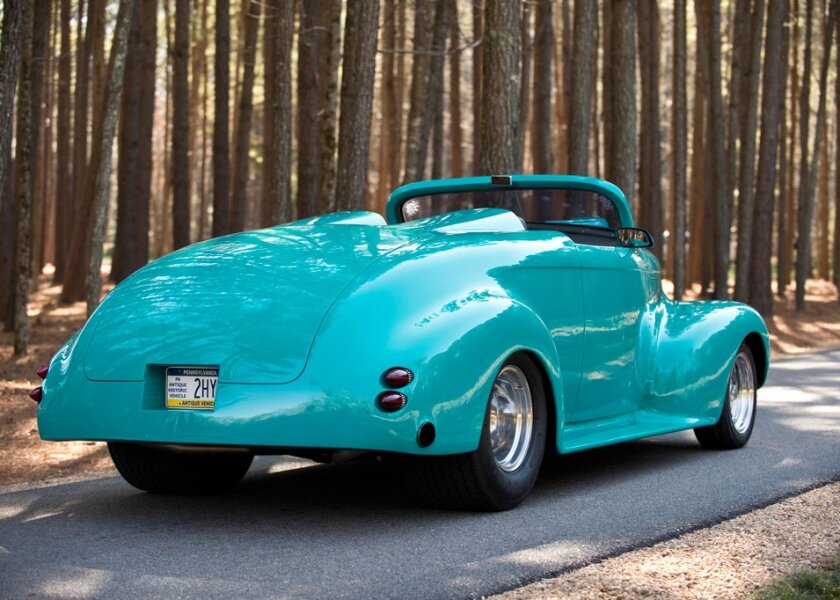 1940-Chevrolet-Custom-Roadster-1-840x600.jpg