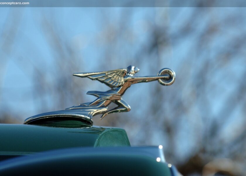115-1936-Packard-Eight-Phaeton-Hood-Ornament-840x600.jpg