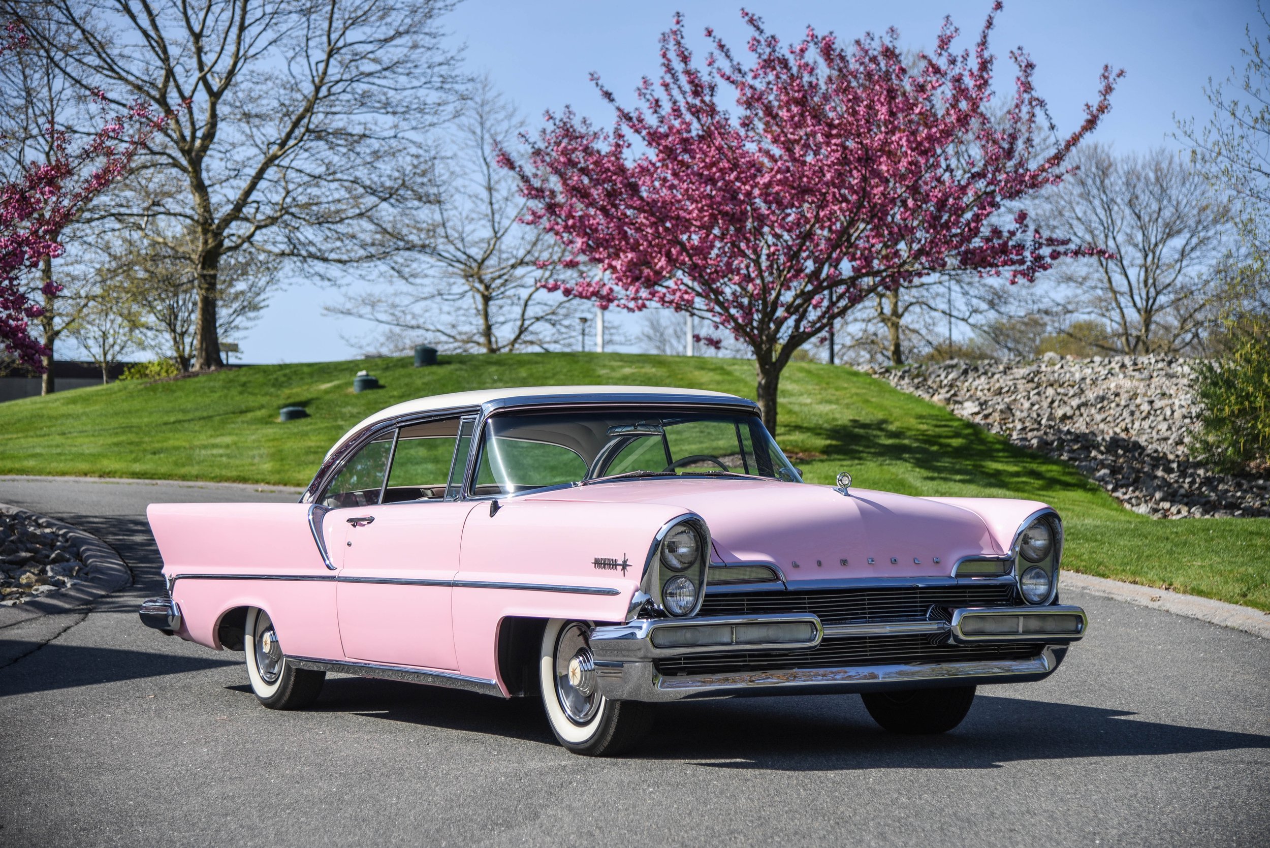 1957 Lincoln Premiere — Audrain Auto Museum