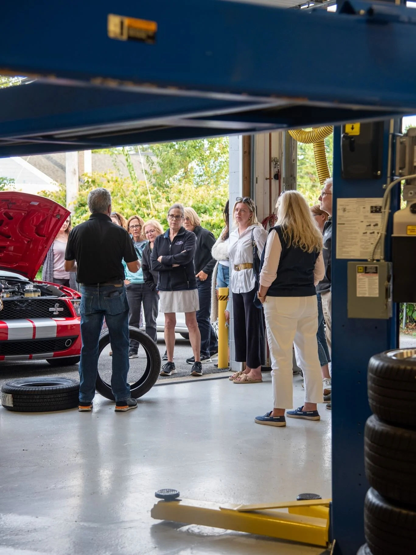 Thank you to @eliteautorepairinc for putting on a very successful Car Care Clinic with us last night! ⭐️ We all left feeling more confident to identify &amp; react to potential automotive issues 
&bull;
&bull;
#AAM #audrainautomuseum #audrain #newpor
