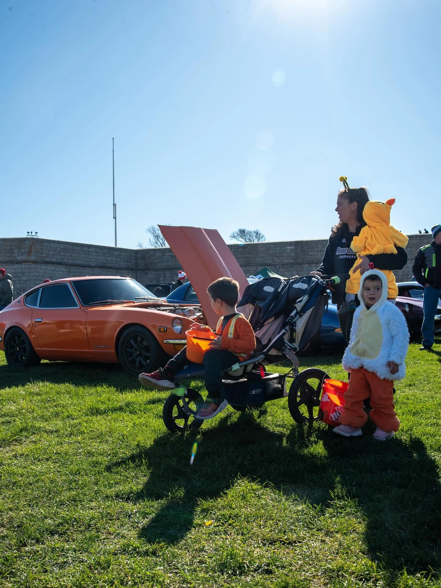 Snapshots from Trunk-or-Treat at Fort Adams this past weekend 🎃 Thank you to everyone who came out and joined us in celebrating spooky season, and a special thank you for all the food donations for @newportmlk 
&bull;
&bull;
#audrain #audrainautomus