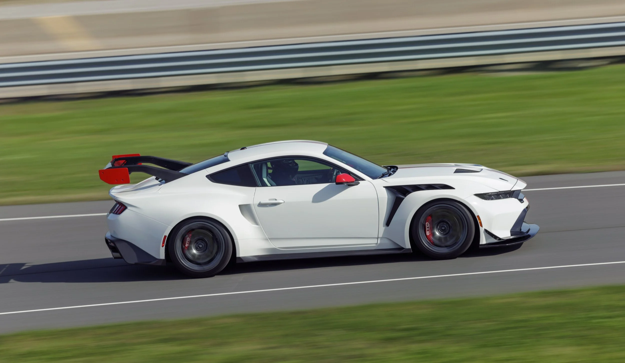 2025 Mustang GTD Spirit of America_10.jpg