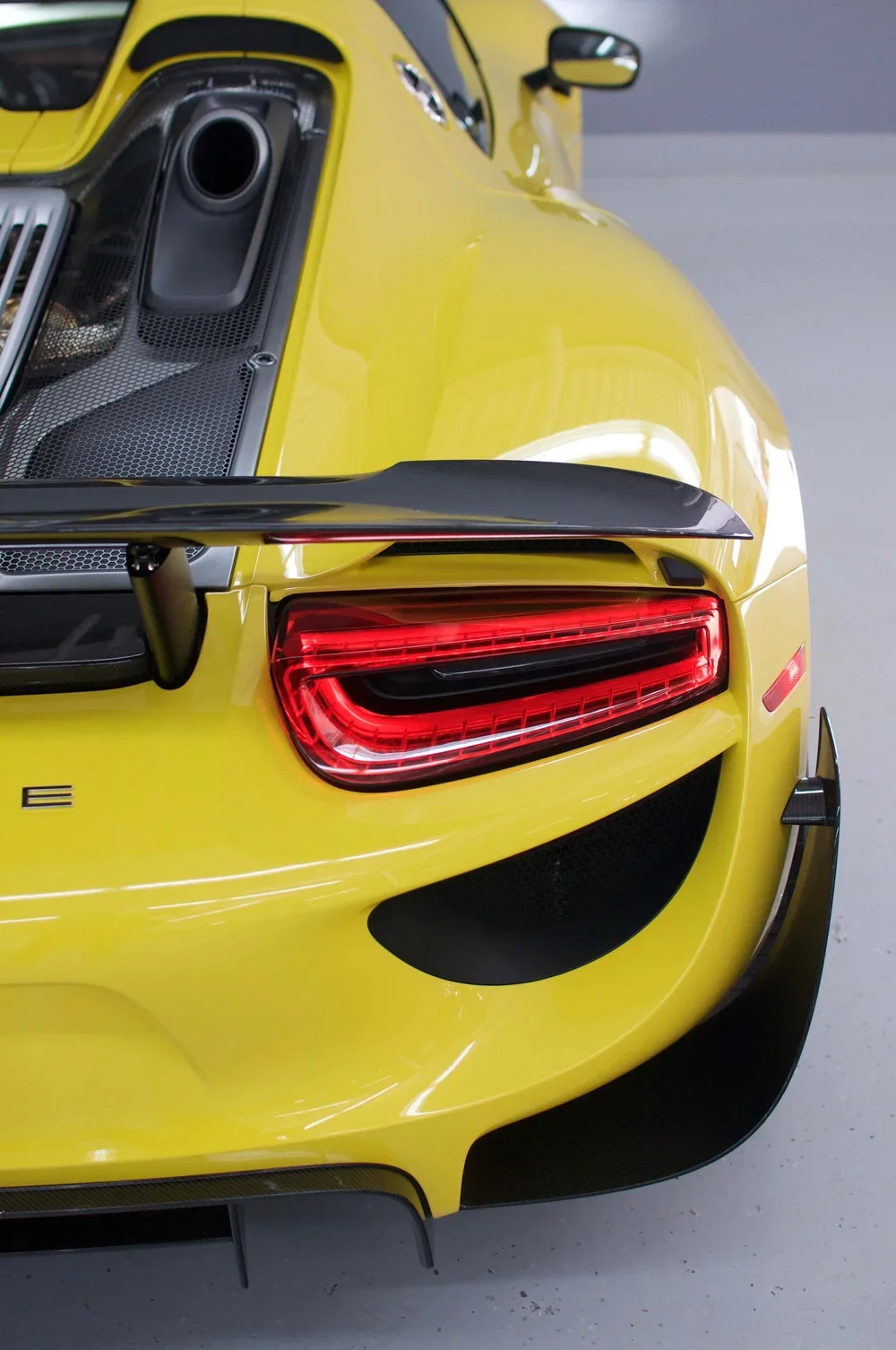 144_taillight.jpg.webp