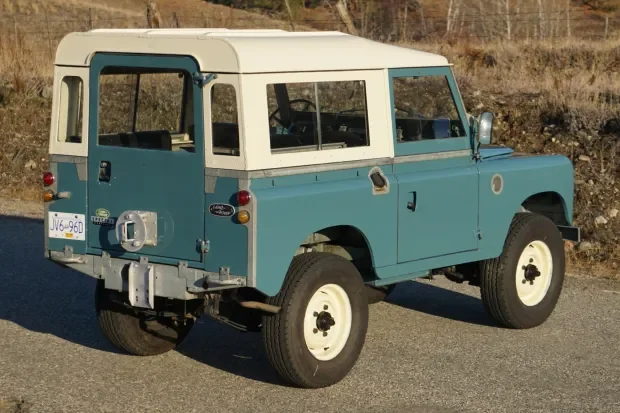 1970_land_rover_88_series_iia_4x4_15759204041f941082DSC02743.jpg.webp