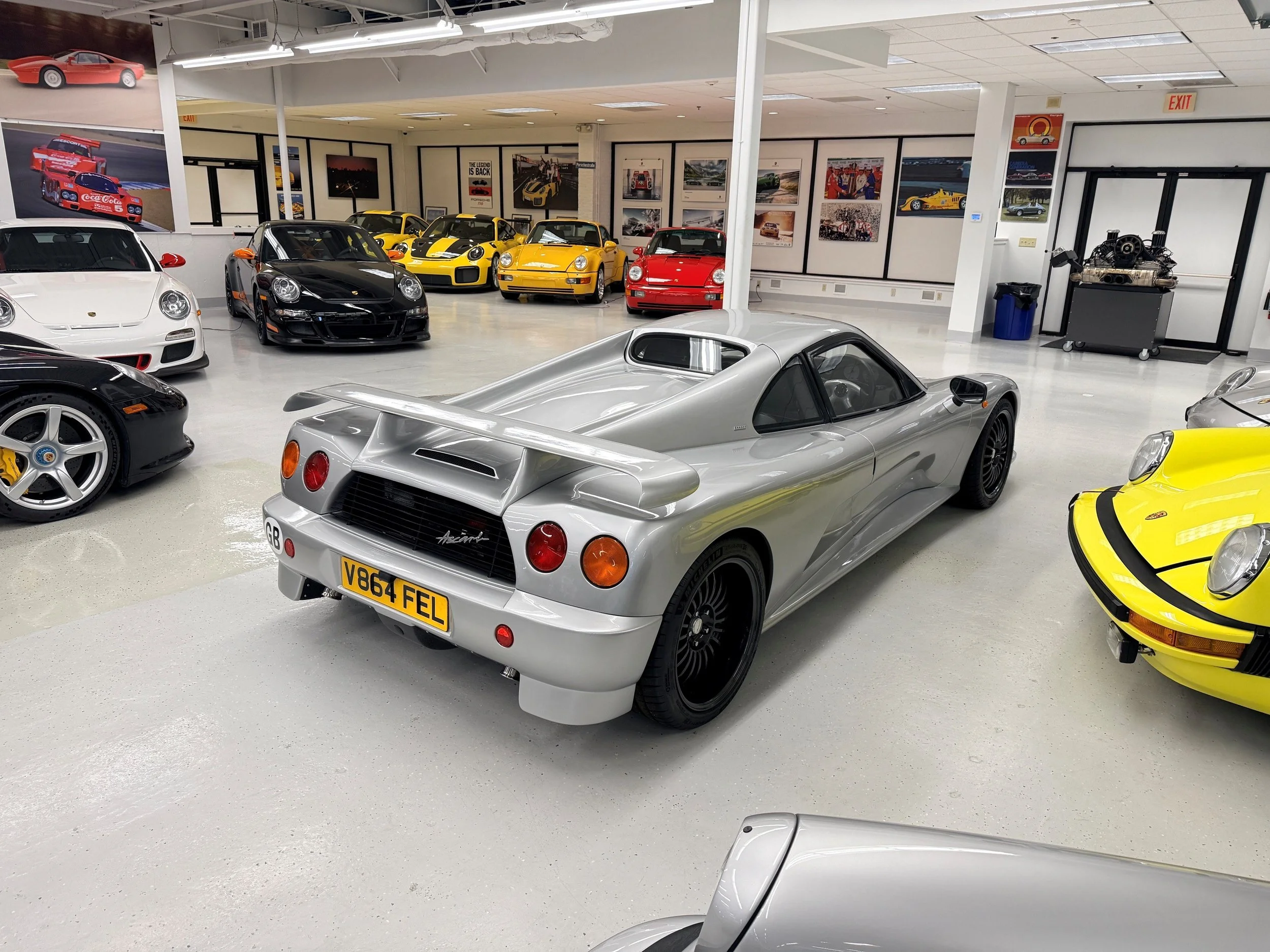 Ascari Ecosse rr 3qrtr photo.jpg