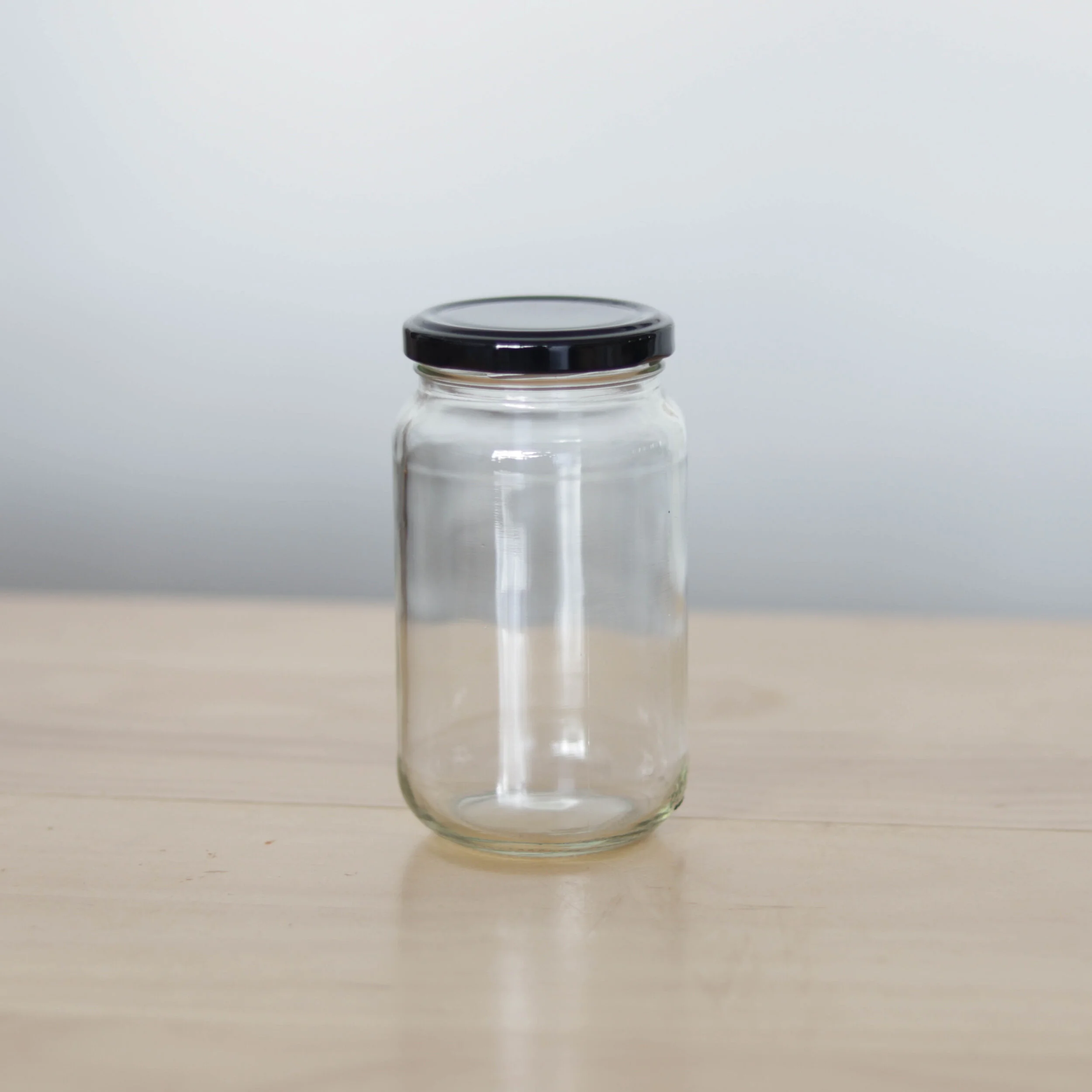 400ml Food Jar Black Cap.jpg