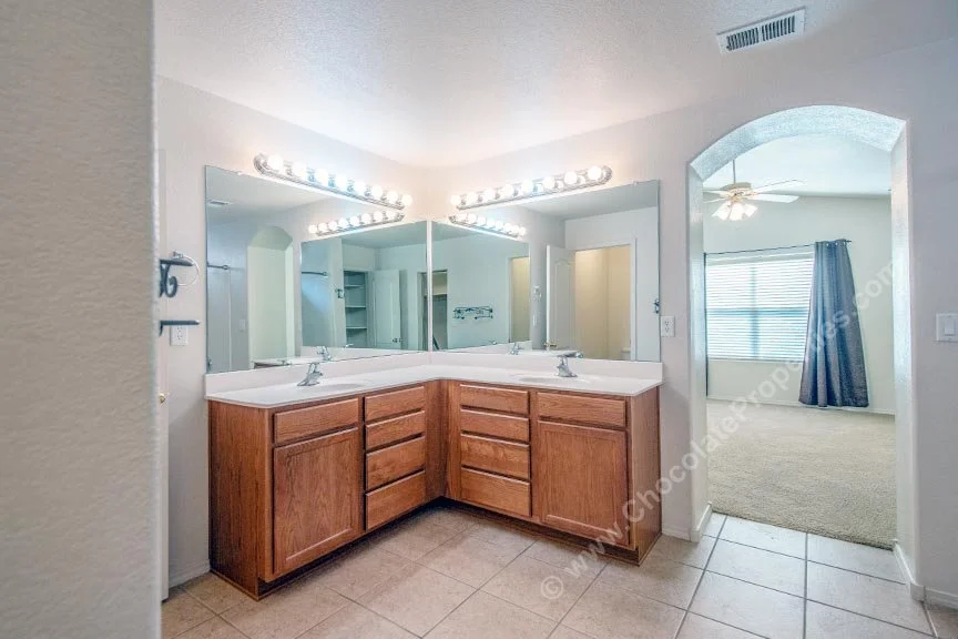 Cantacielo29_primary bathroom_B.jpg