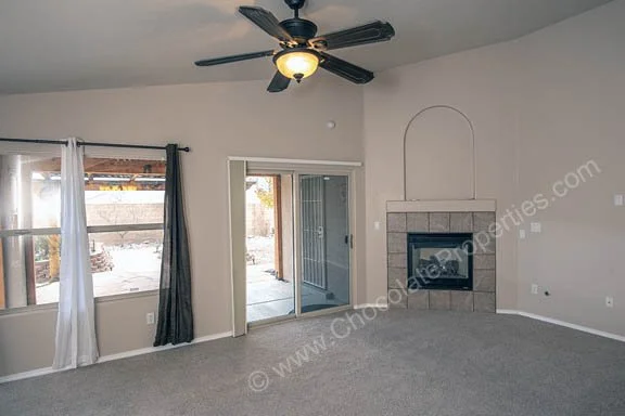 10420 Cantacielo_j_great room A.jpg