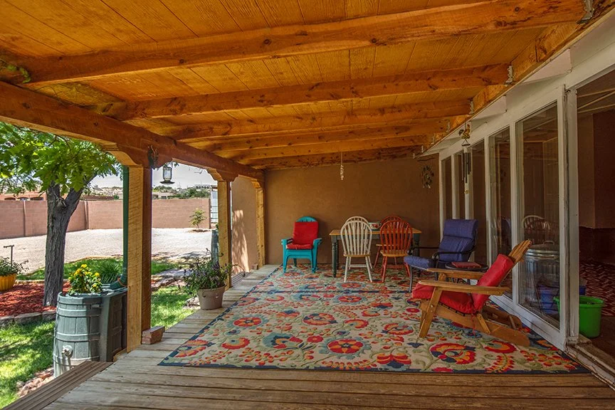 Reclining85_Backyard_Covered porch_H.jpg