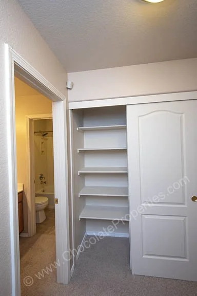 10420 Cantacielo_z_BR 3 A closet - Copy.jpg