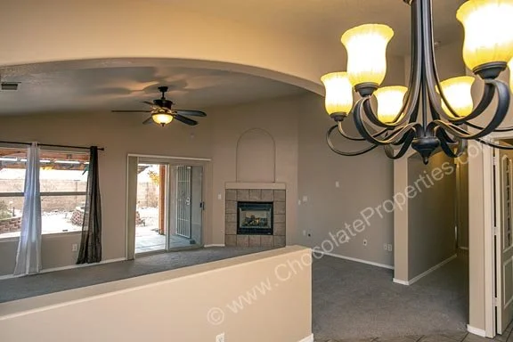 10420 Cantacielo_L_great room C.jpg