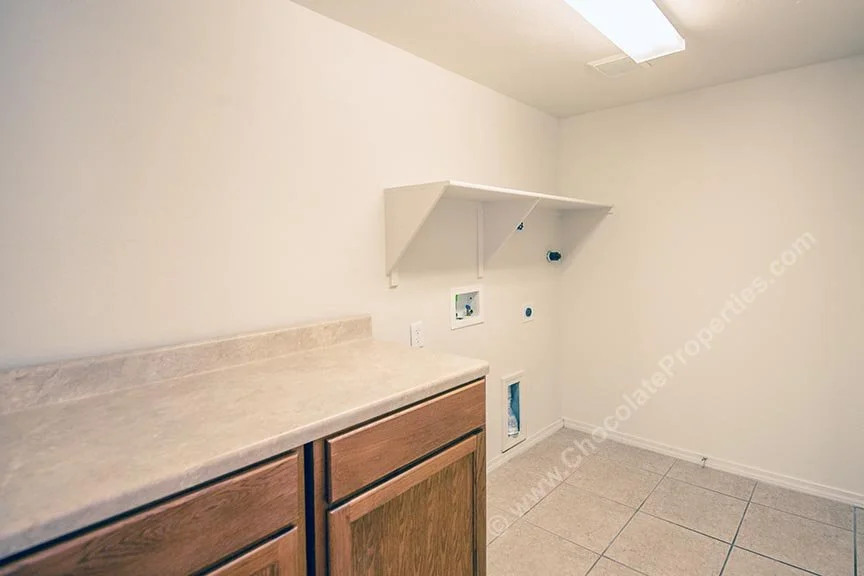 Cantacielo21_laundry rm A.jpg