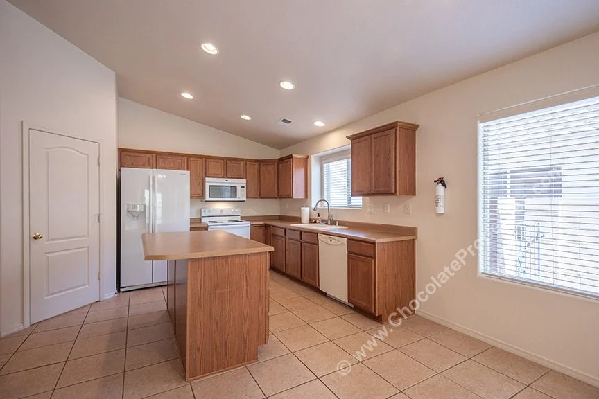 Cantacielo16_kitchen_A.jpg