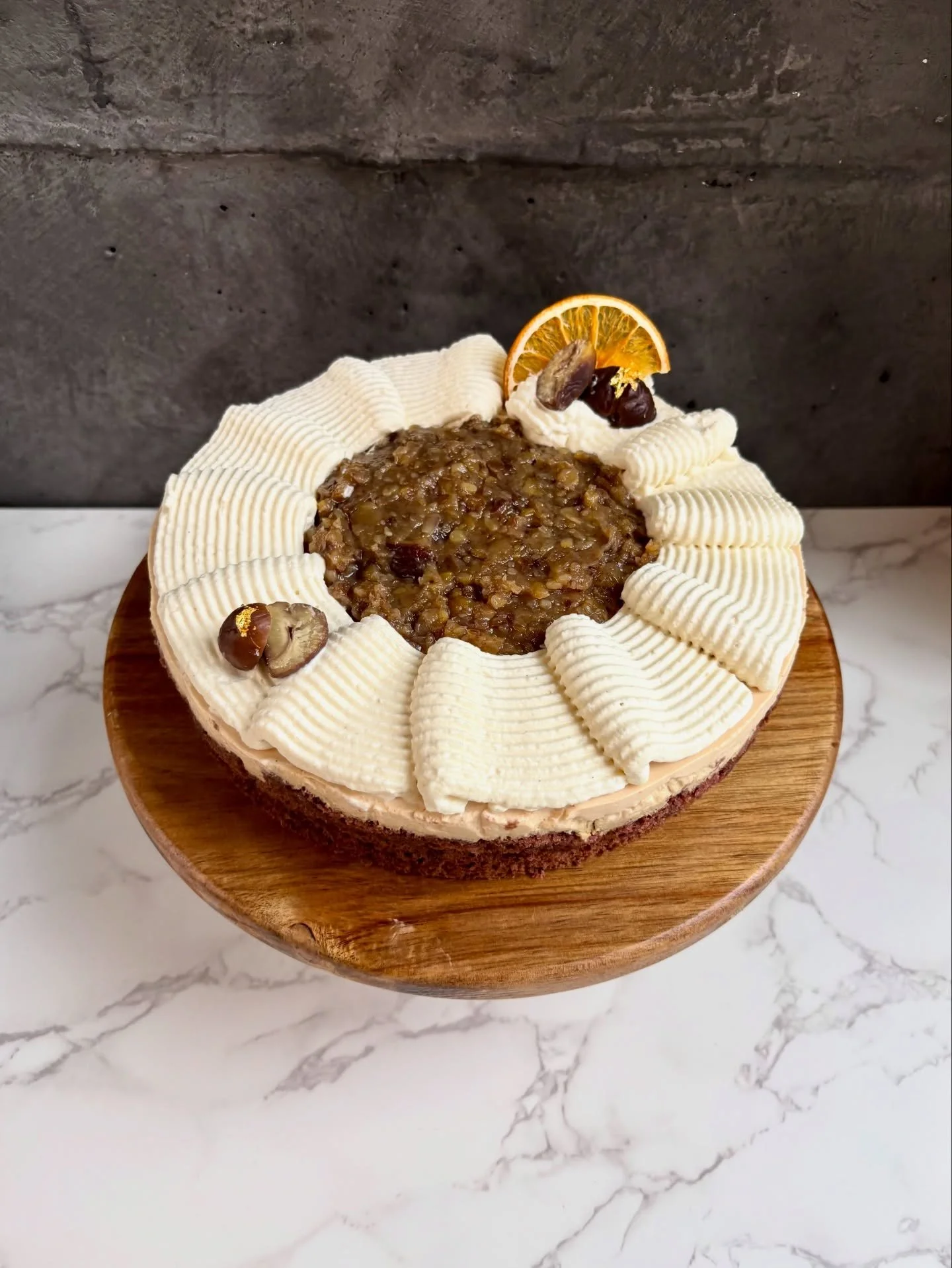 Chestnut Cream Cake ✨

Whole cake orders are now live for Xmas Eve pick up!!! We&rsquo;re offering 3, 8&rdquo; cake options:

🍰Chestnut Cream Cake (chocolate chiffon, assam tea mousse, caramelized honey chantilly, chestnut jam) 
🍰Thai Tea Basque Ch