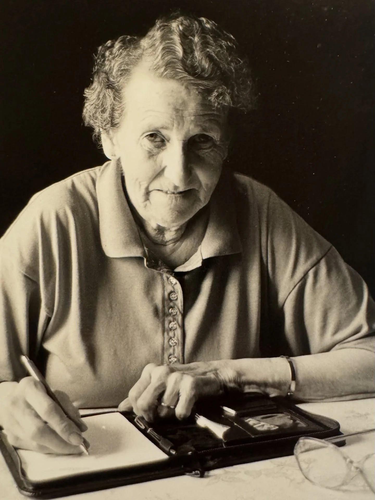 Today we say goodbye to one of St Martin’s finest.
Gladys Perkins, born on St Martin’s on December 20th, 1926, lived her entire 98 years in the very house she was born — a true islander through and through.
Wife, Mother, Gran, Gre