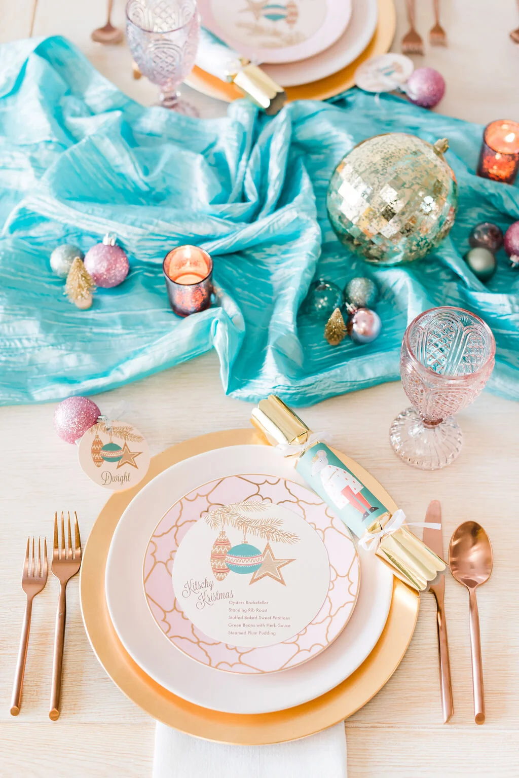 Kitschy Christmas Tablescape