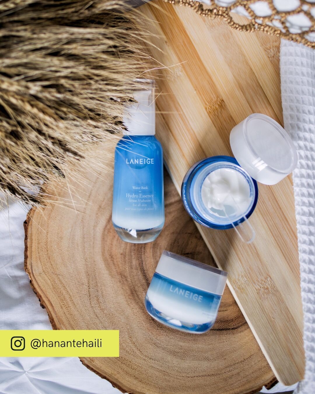 One of our very first influencer campaigns - Dew It With LANEIGE - to launch their Water Bank Collection. We still love this content from @hanantehaili 🛀 💆&zwj;♀️