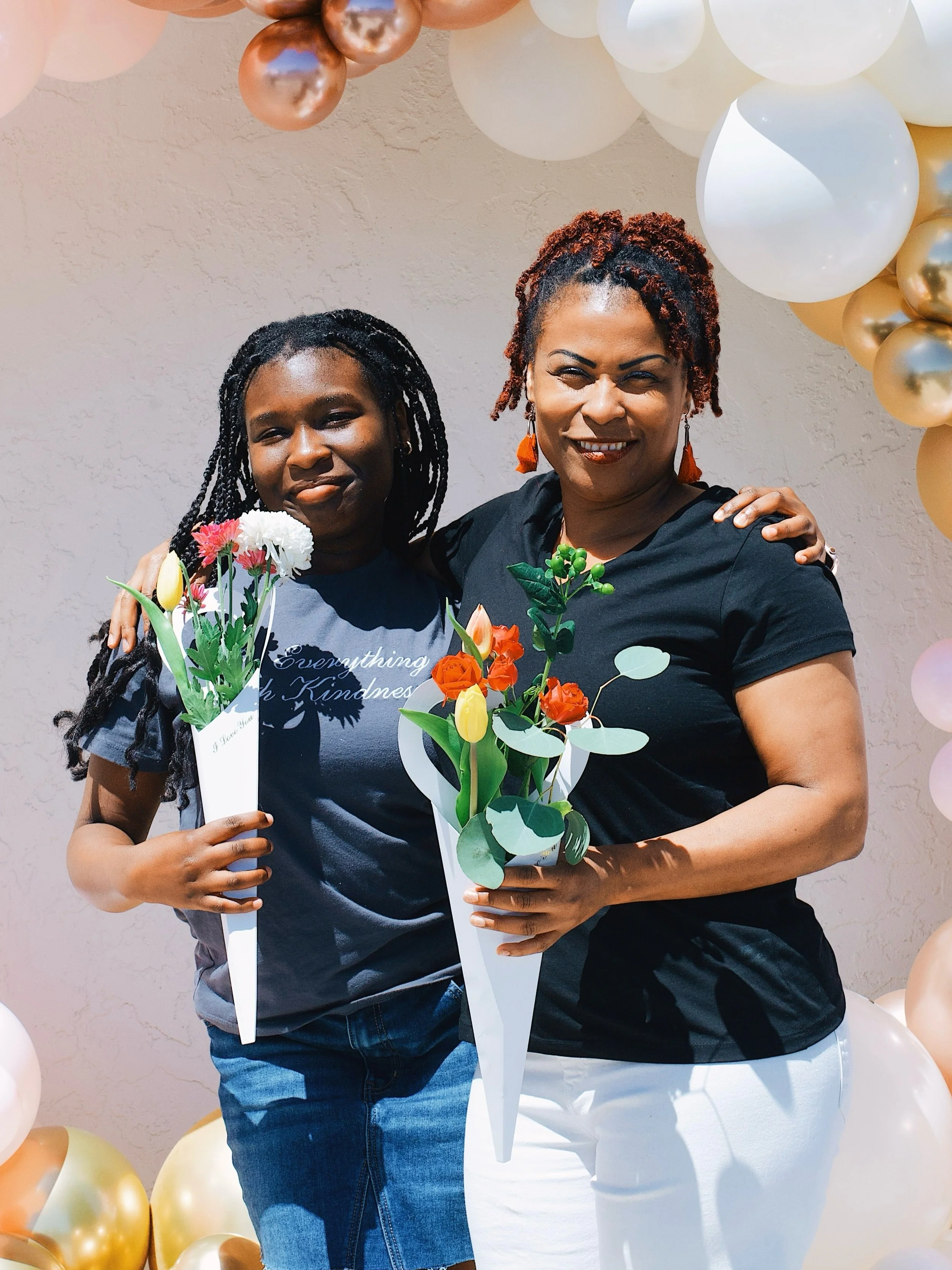💐 If you&rsquo;re a mom, grandma, step-mama, or a mother figure, THANK YOU for all that you do in your family, community, and world.

There&rsquo;s going to be a lemonade bar and a photo booth, can&rsquo;t wait to celebrate you this Sunday!
&bull;
&