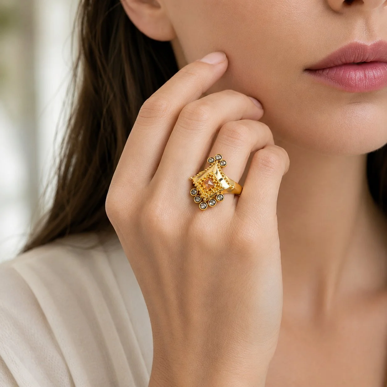 Lavinia-ring-model.jpg