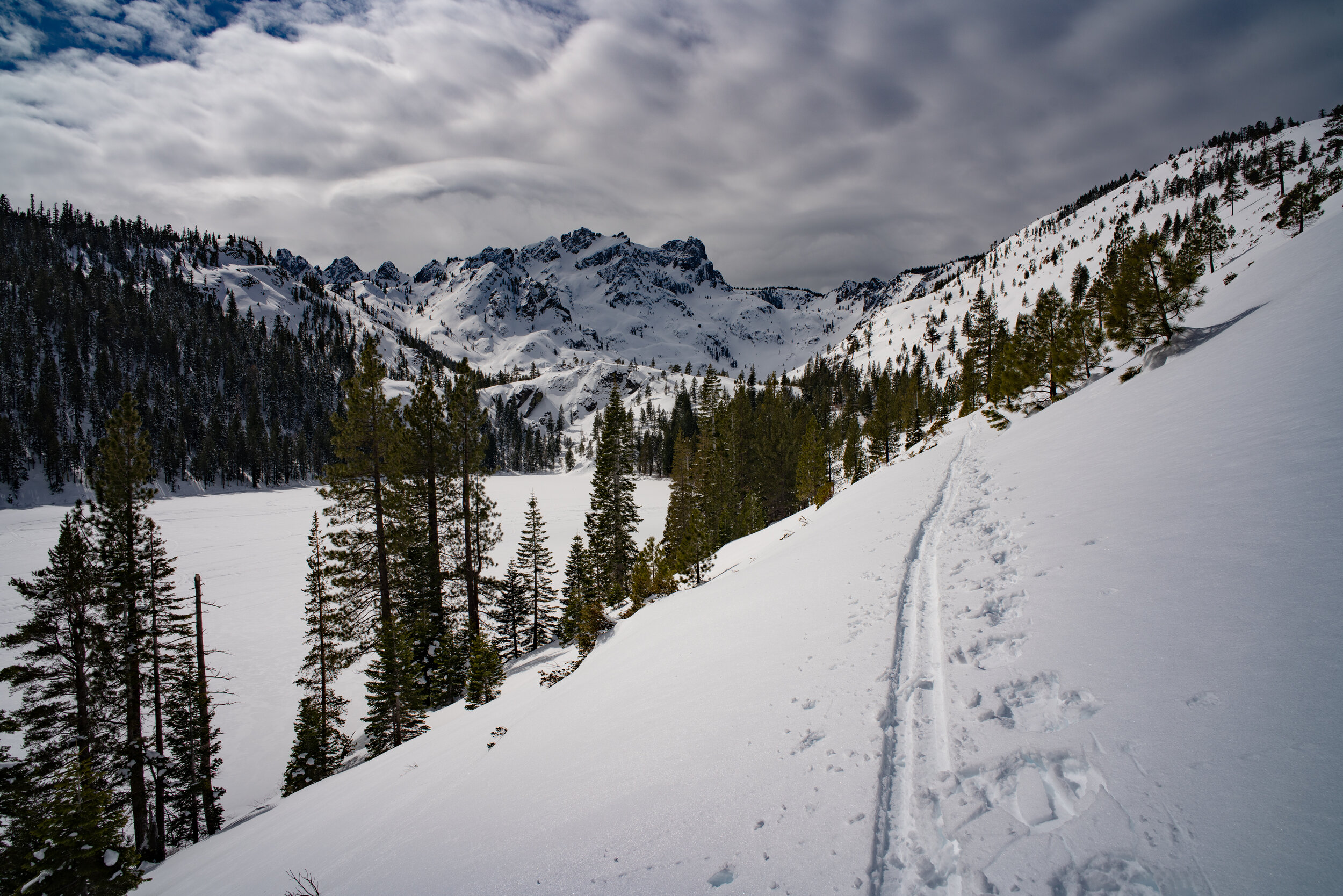  Ski touring around Lower Sardine Lake to get to the base of the Sierra Buttes. 