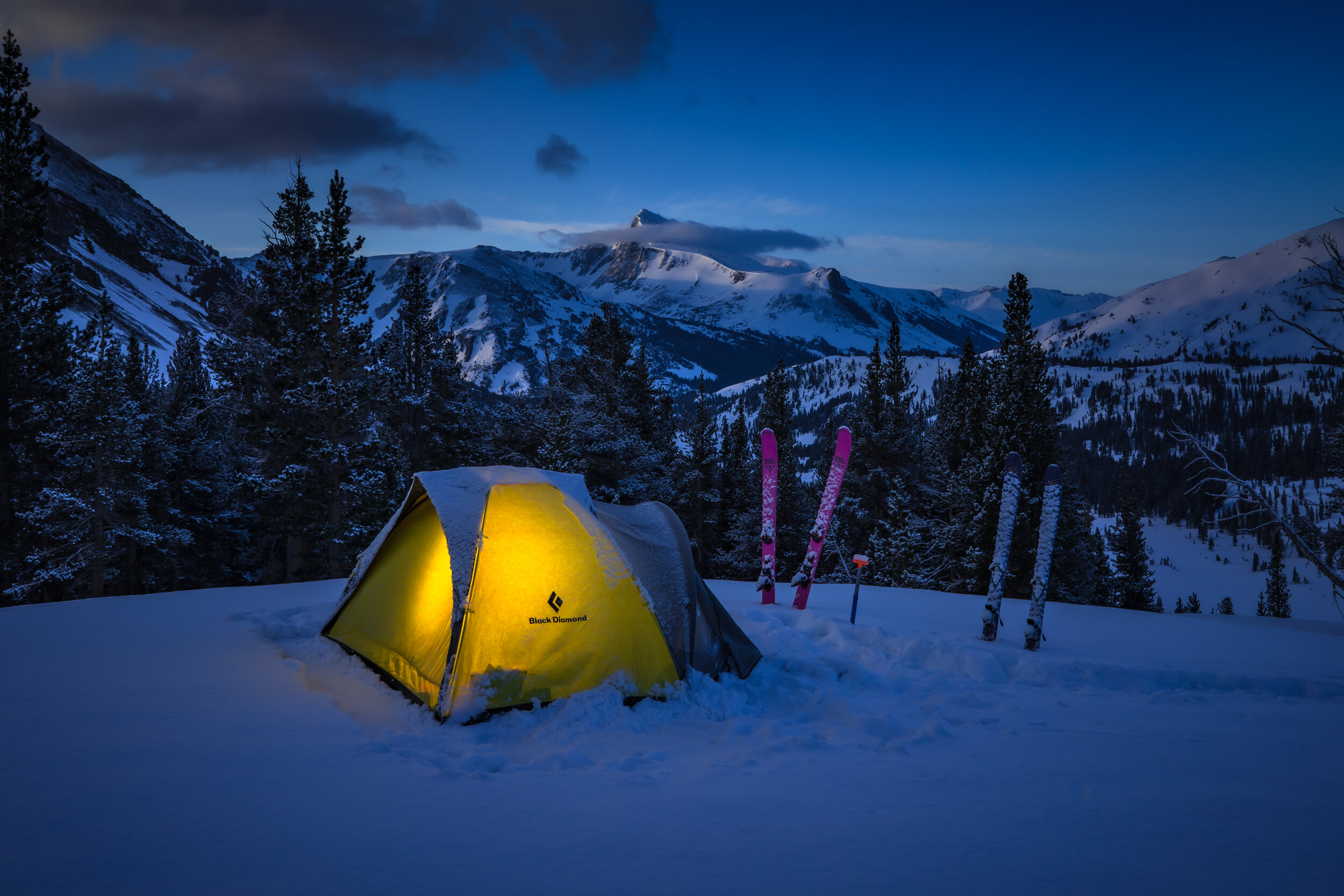  Our camp (10,400 ft) at sunrise after a long and snowy night. Mt Dana stands tall in the background. 